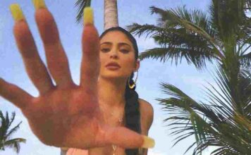 Kylie Jenner Flaunts Black String Bikini and Y2K Belly Chain on Sun Soaked Trip